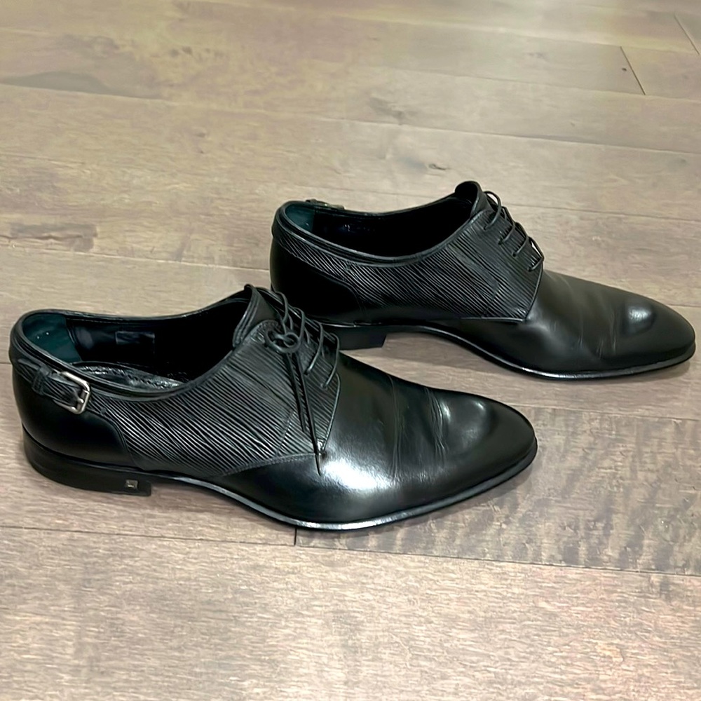 Black Louis Vuitton Derby shoes sizes 9 USA, LV size 8 with  Épi calf leather